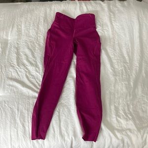 Magenta lululemon have pace 23length size 2 leggings